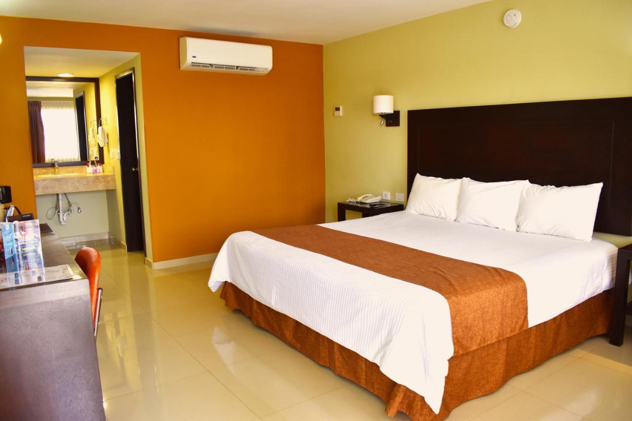 El Camino Hotel & Suites Heroica Caborca Bagian luar foto