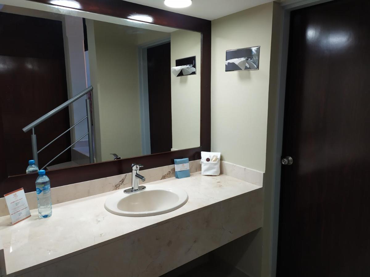 El Camino Hotel & Suites Heroica Caborca Bagian luar foto